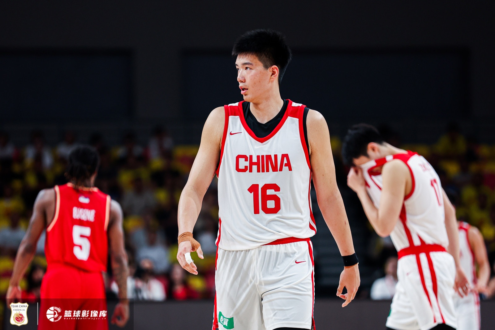 表现平平！焦泊乔先发8中3得11分7板1帽 罚球7中4&有3失误